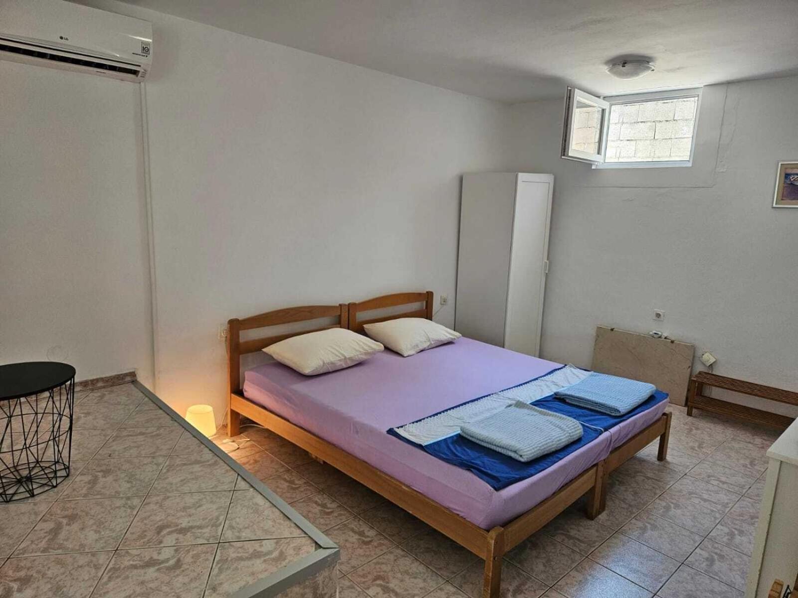 Hana Beach Apartment โนวาลยา ภายนอก รูปภาพ