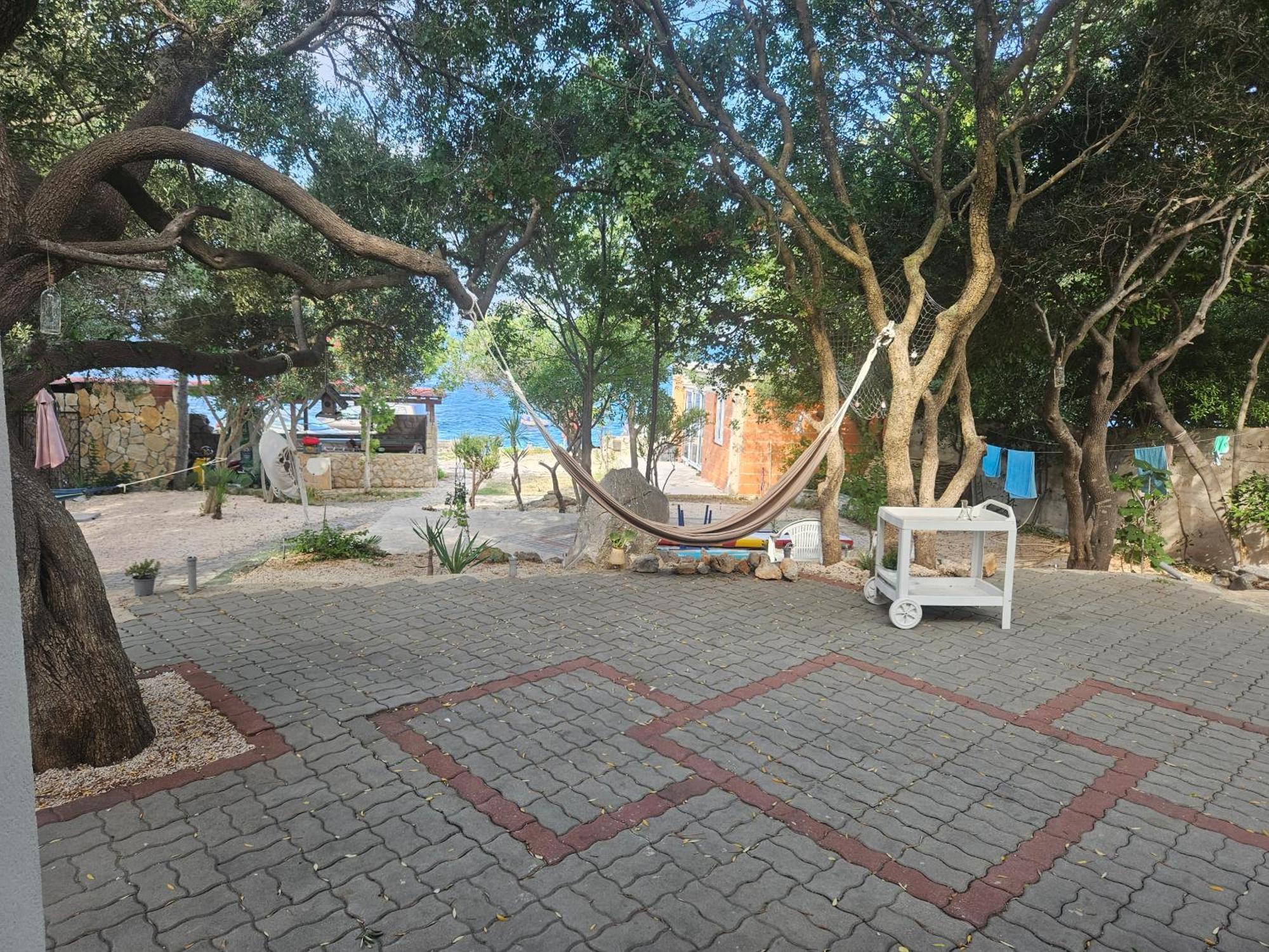 Hana Beach Apartment โนวาลยา ภายนอก รูปภาพ